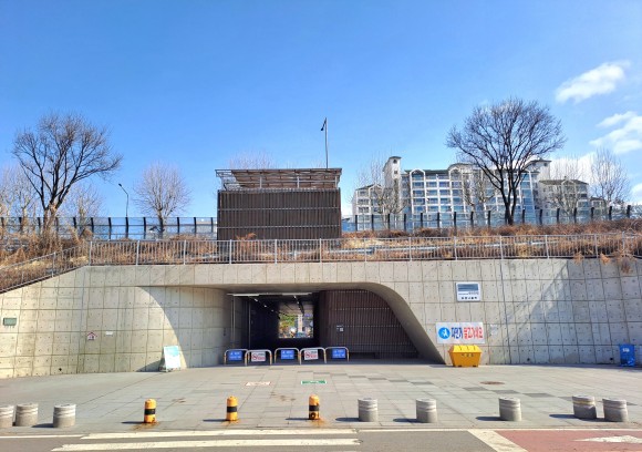 원효대교 - 양화대교까지 사이에 있는 5개 나루터 중 하나인 토정나루터 모습(사진=김호선기자)