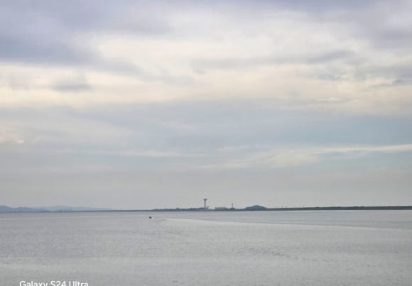 바다 건너 시화호방조제의 모습(사진=김호선기자)