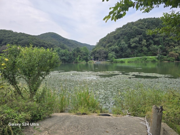 경안천에 있었다는 고즈넉한 임자 잃은 나룻배 터 모습(사진=김호선기자)