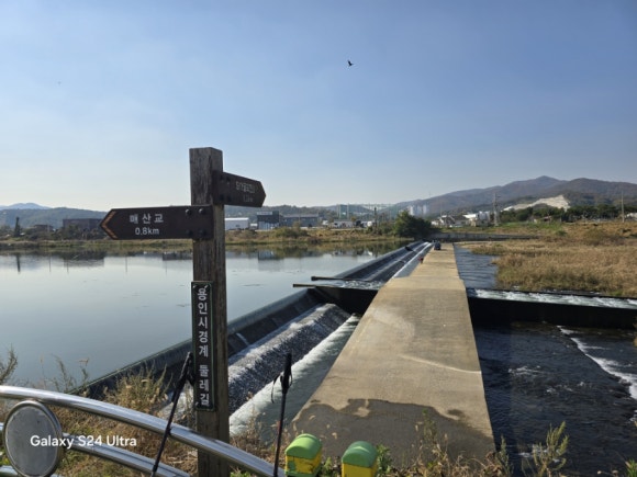 용인시와 광주시를 흘러 팔당댐으로 유입되는 경안천 모습(사진=김호선기자)