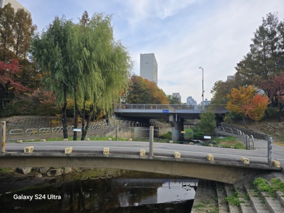 탄천으로 유입되는 지류 중 하나 야탑천 모습(사진=김호선기자)