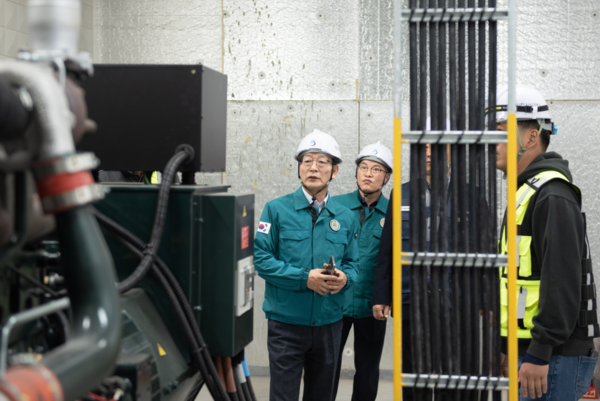 노사 합동 안전 점검 진행 중 (사진 = 인천시설공단)